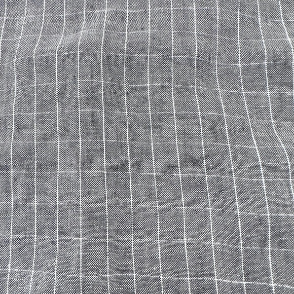 UNTUCKit | Men | Chauvin Gray Checker 100% Linen Button Up Shirt | Size Large - Picture 11 of 11